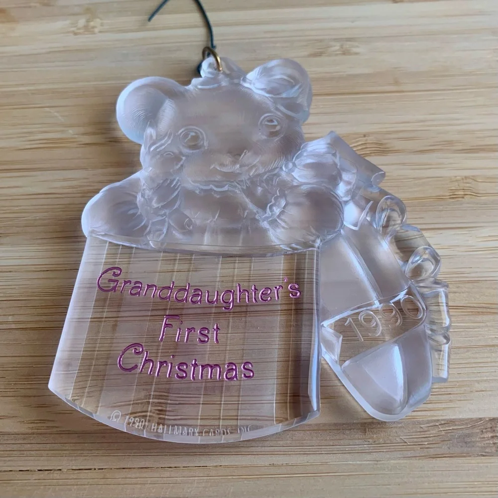 Hallmark Keepsake Ornament * Granddaughter’s First Christmas * 1990